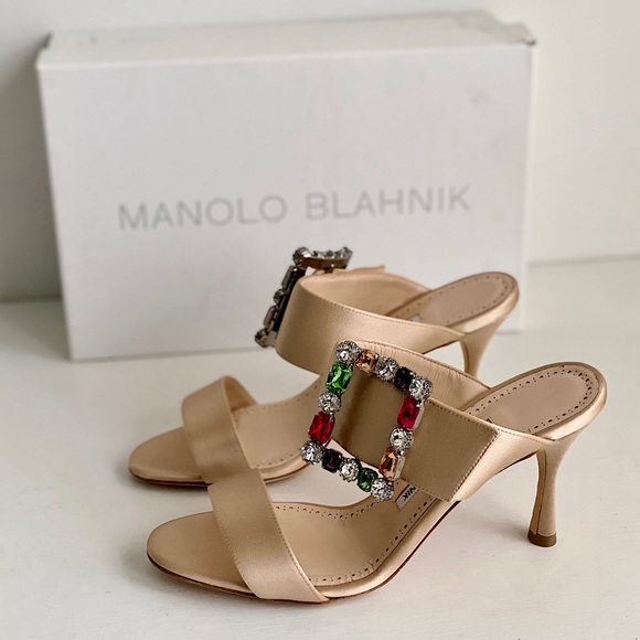 ✨New MANOLO BLAHNIK Verda Satin Crystal Slide Heel Sandals Nude Size 37.5 - Picture 3 of 16